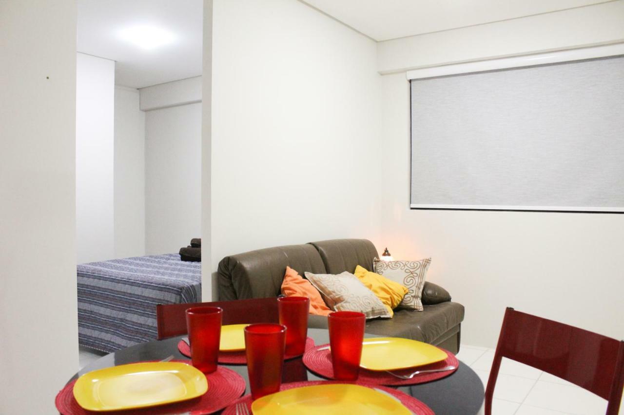 Ira's Ii Apartment